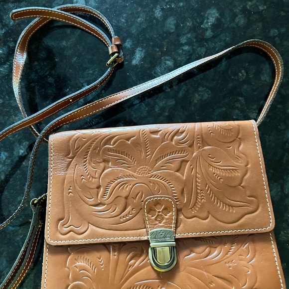 Patricia Nash Tan Embossed Leather Crossbody Bag - Picture 1 of 4